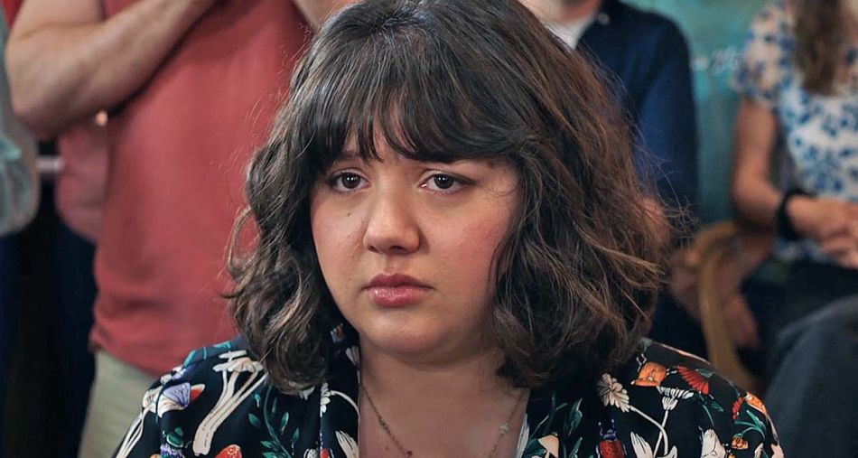 Ici tout commence : Coline piégée par Clotilde, Carla humiliée sur TF1 ! (spoiler)